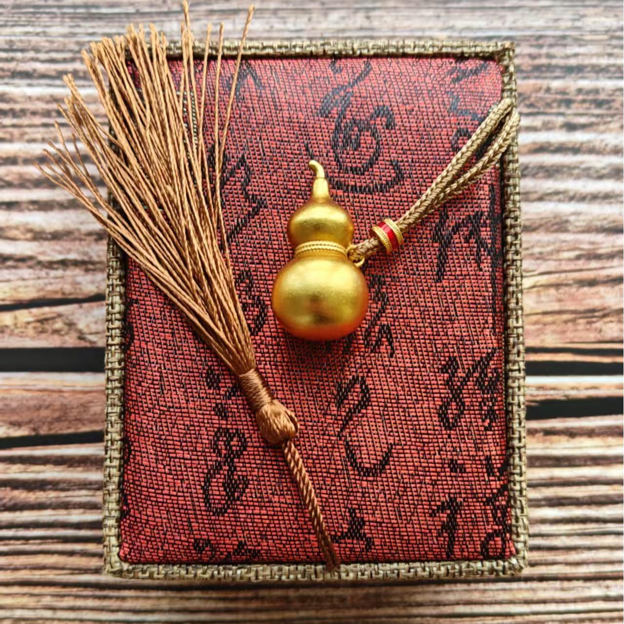 Sand Gold Gourd Necklace